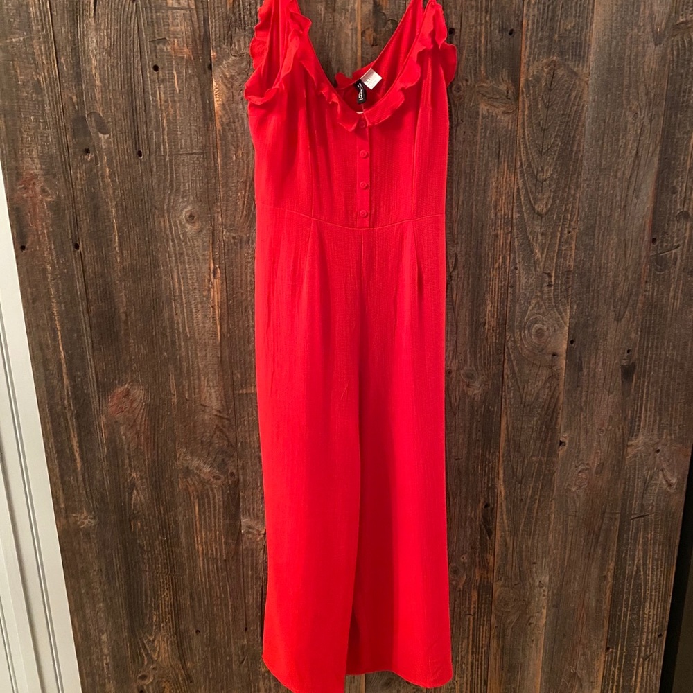 Beautiful red pantsuit